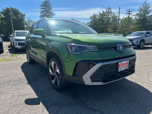 New 2026 Volkswagen Taos SE AWD/4WD image 5