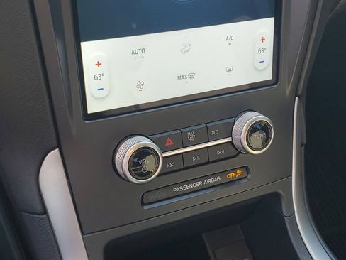 Certified 2022 Ford Edge SE w/ Black Appearance Package AWD/4WD image 23
