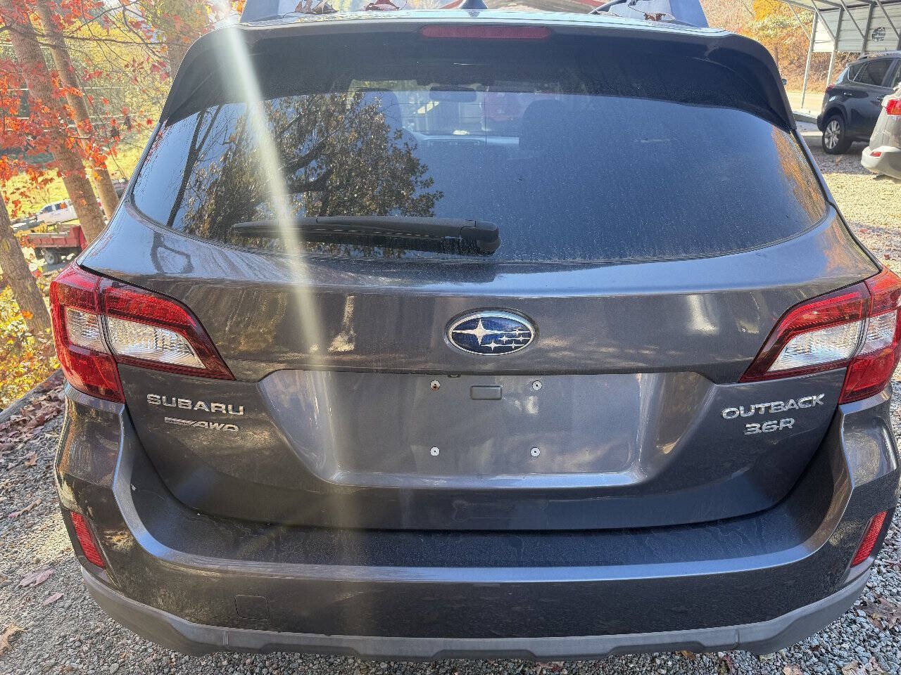 Used 2016 Subaru Outback 3.6R Limited AWD/4WD image 13