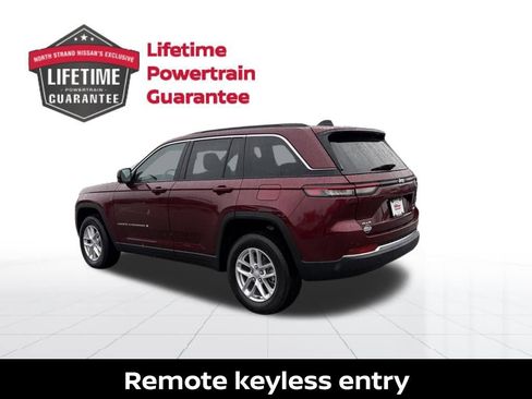 Used 2025 Jeep Grand Cherokee Laredo X image 4