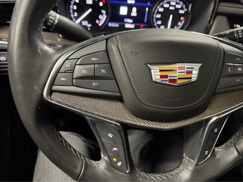 Used 2024 Cadillac XT5 Premium Luxury w/ Platinum Package image 21