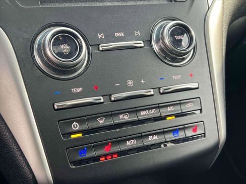 Used 2017 Lincoln MKC Reserve image 25