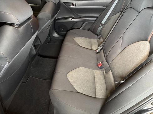 Used 2019 Toyota Camry LE w/ Convenience Package image 20