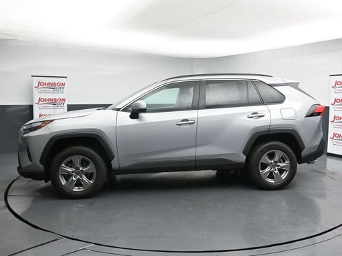 Used 2024 Toyota RAV4 XLE FWD image 5
