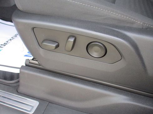 Certified 2023 GMC Sierra 1500 Elevation image 15