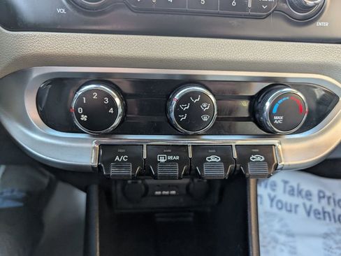 Used 2013 Kia Rio LX image 31