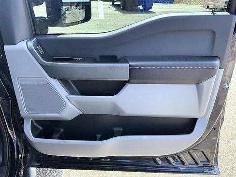 Used 2024 Ford F250 XL w/ STX Appearance Package AWD/4WD image 19