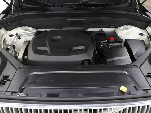Used 2017 Volvo XC90 T6 Inscription w/ Vision Package image 32