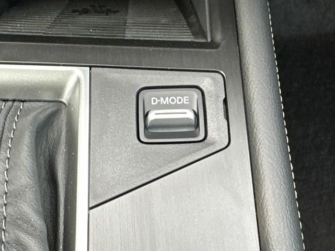 New 2025 Nissan Kicks SV w/ Charging Package image 16