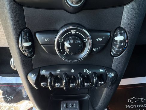 Used 2014 MINI Cooper S FWD image 25