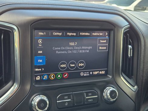 Certified 2022 GMC Sierra 2500 AT4 w/ AT4 Preferred Package AWD/4WD image 15