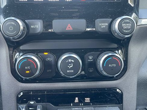 Used 2021 RAM 1500 Big Horn AWD/4WD image 27