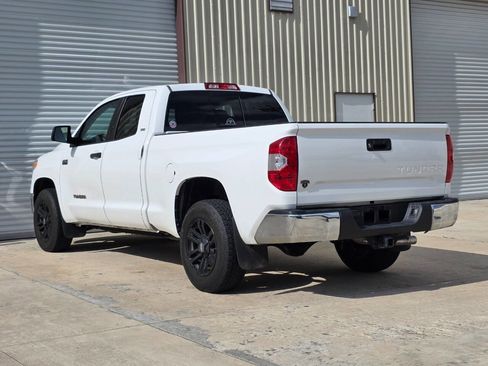 Used 2015 Toyota Tundra SR5 RWD image 3