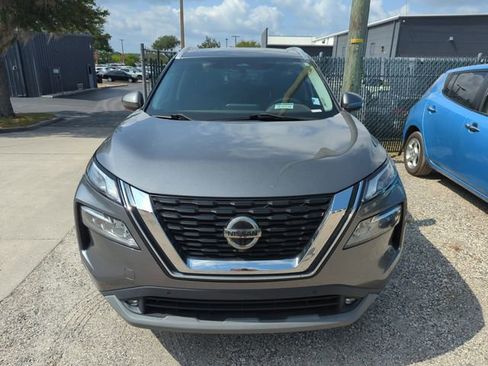 Certified 2021 Nissan Rogue SL w/ Premium Package FWD image 3