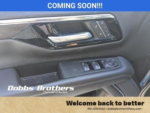 Used 2025 Chevrolet Tahoe Premier image 5