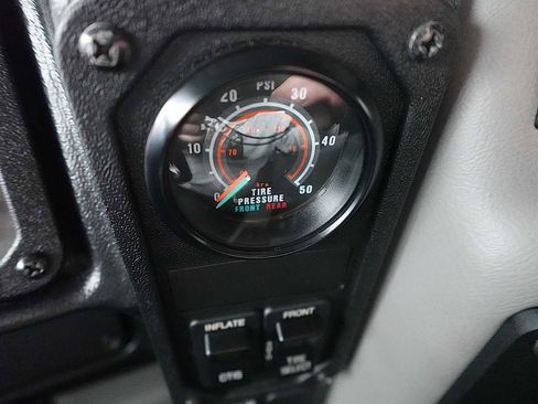 Used 2002 HUMMER H1 4-Door Wagon AWD/4WD image 20