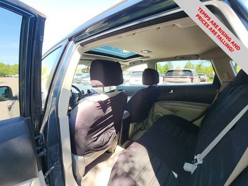 Used 2013 Nissan Rogue SV w/ Premium Pkg image 20