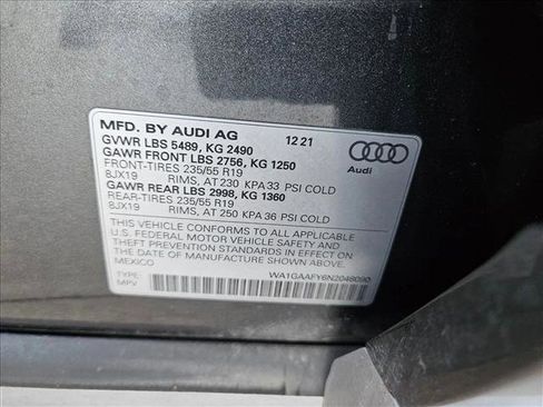 Used 2022 Audi Q5 2.0T Premium w/ Convenience Package image 26