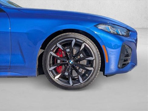 Used 2025 BMW M440i Coupe w/ Premium Package image 24