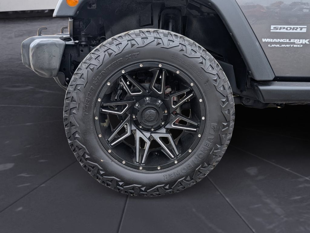 Used 2018 Jeep Wrangler Unlimited Sport S AWD/4WD image 21