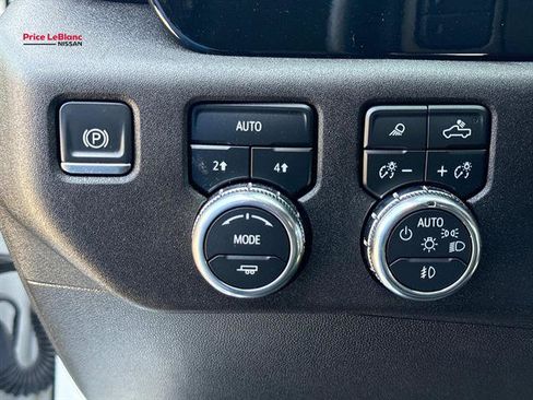 Used 2024 GMC Sierra 1500 SLT AWD/4WD image 20