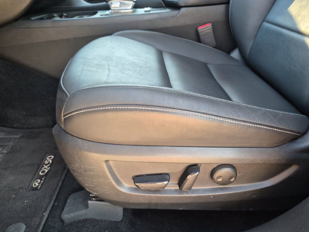 Used 2023 INFINITI QX50 Pure FWD image 19
