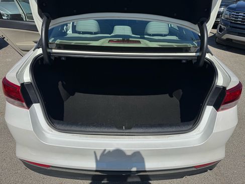 Used 2017 Kia Optima LX image 24