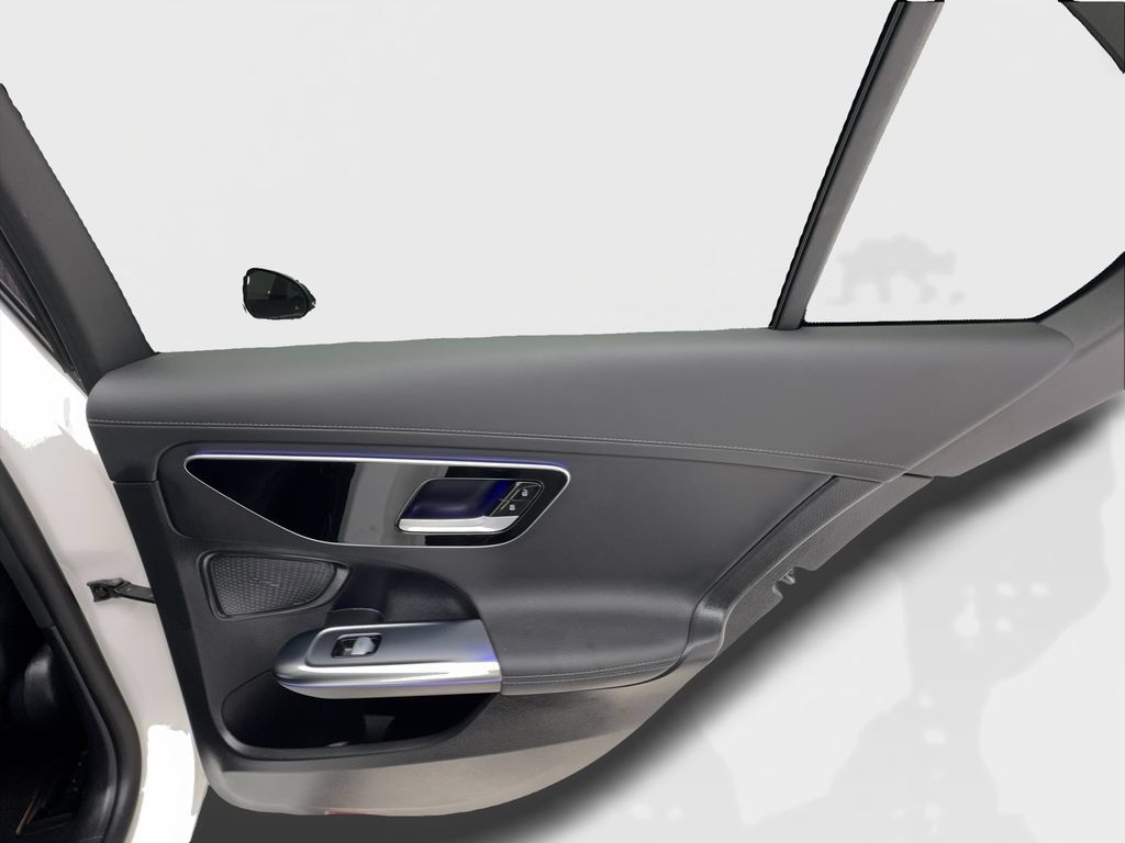 Used 2023 Mercedes-Benz C 300 Sedan image 29