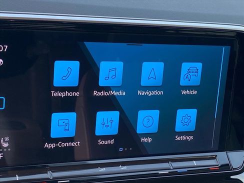 Certified 2024 Volkswagen Atlas SE image 14