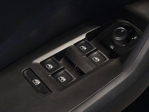 Used 2023 Volkswagen Jetta S FWD image 27