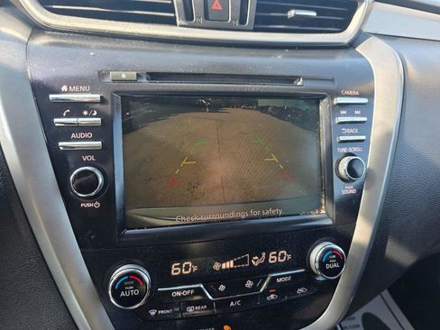 Used 2021 Nissan Murano SV image 18