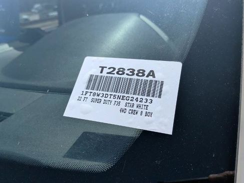 Certified 2022 Ford F350 Lariat w/ Lariat Value Package AWD/4WD image 40