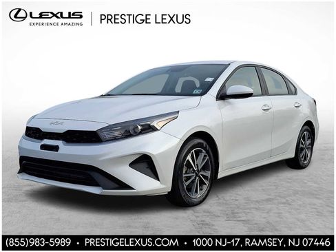 Used 2023 Kia Forte LXS FWD image 1