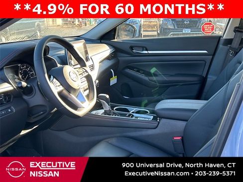 New 2025 Nissan Altima 2.5 SR image 10