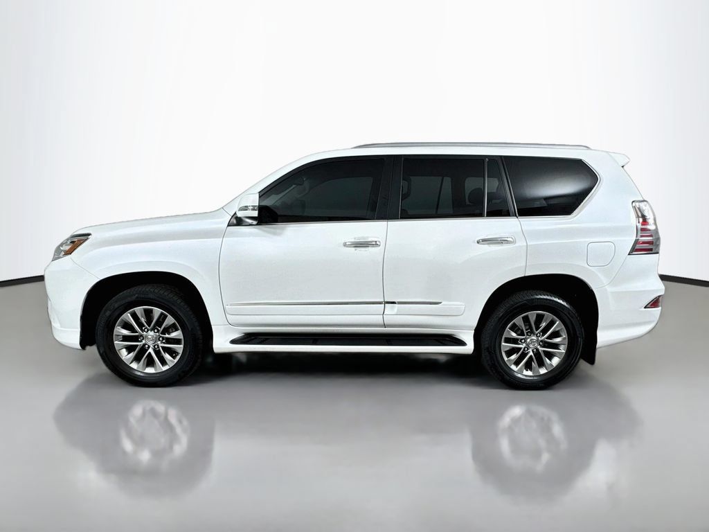 Used 2016 Lexus GX 460 Luxury w/ Preferred Accessory Package AWD/4WD image 9