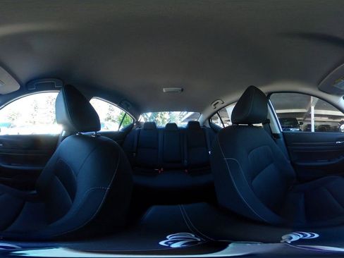 Used 2025 Nissan Altima 2.5 SV FWD image 43