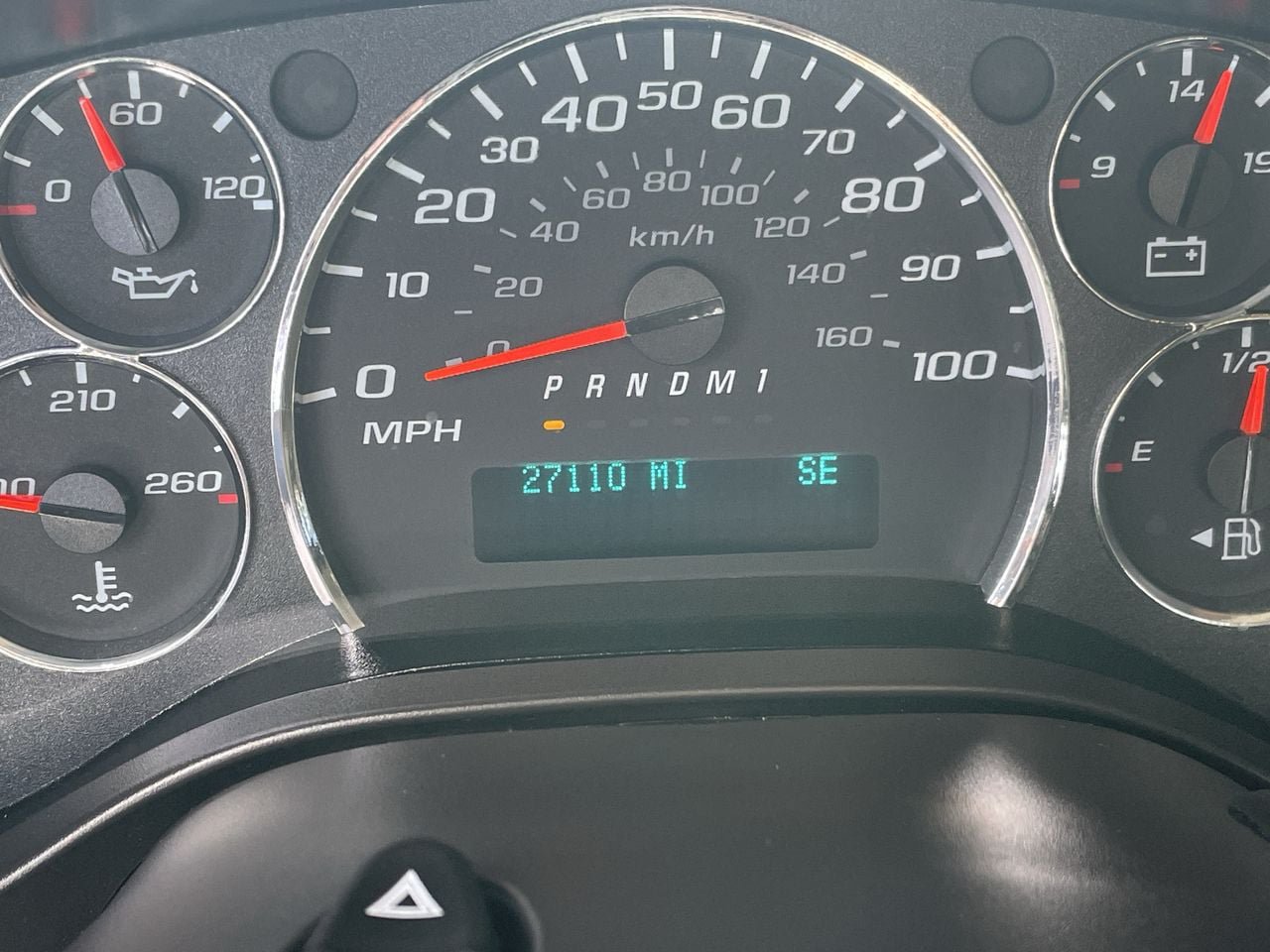 Used 2025 Chevrolet Express 3500 LT w/ LT Preferred Equipment Group RWD image 31