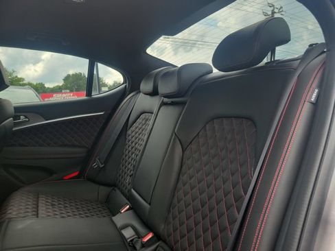 Used 2025 Genesis G70 3.3T Advanced w/ Sport Prestige Package RWD image 28