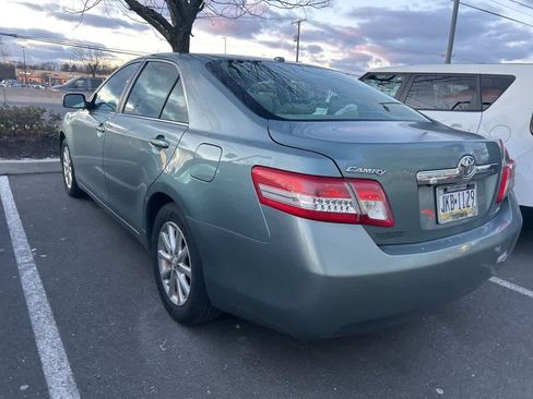 Used 2011 Toyota Camry XLE image 22
