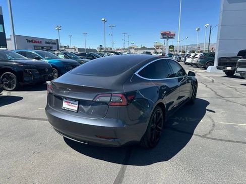 Used 2018 Tesla Model 3 Long Range RWD image 11