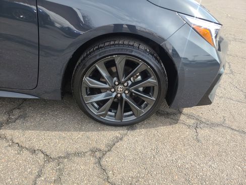 Certified 2025 Toyota Corolla SE w/ SE Premium Package image 12