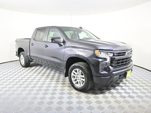 Used 2024 Chevrolet Silverado 1500 RST image 10