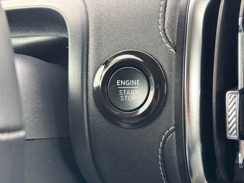 Used 2025 Ford Expedition Platinum image 24