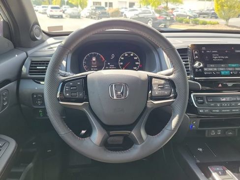 Certified 2026 Honda Ridgeline Black Edition image 11
