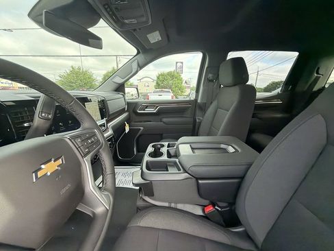 New 2026 Chevrolet Silverado 1500 LT AWD/4WD image 11