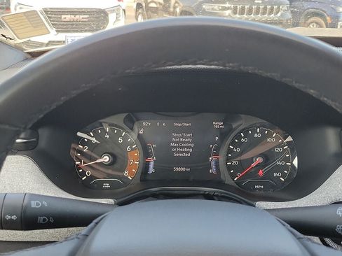 Used 2024 Jeep Compass Latitude AWD/4WD image 18