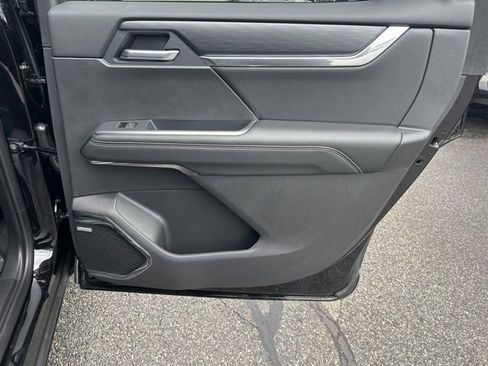 New 2026 GMC Acadia Elevation w/ Black Edition AWD/4WD image 12