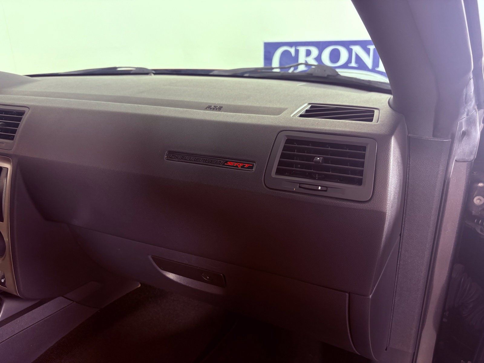 Used 2014 Dodge Challenger SRT8 w/ Harman/Kardon Audio Group RWD image 13