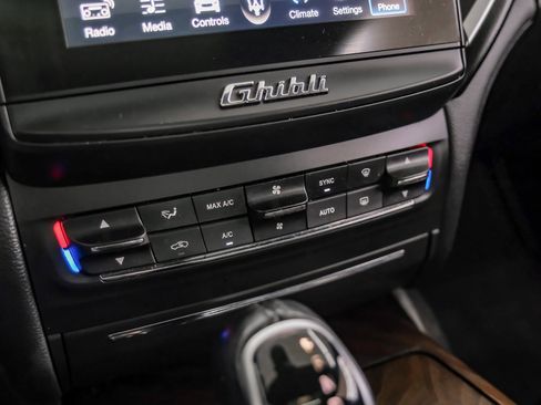 Used 2018 Maserati Ghibli S image 37