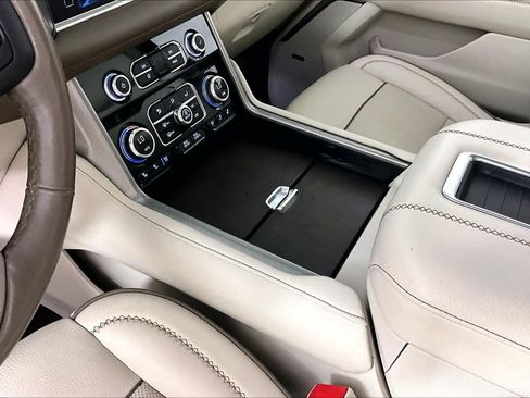 Certified 2022 GMC Yukon Denali AWD/4WD image 16